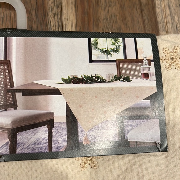 Threshold 50"X50" Snowflake Table Throw or Decorative Couch Throw Blanket - Picture 5 of 6